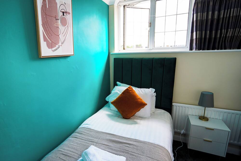 Photo of Bedroom in Ashford