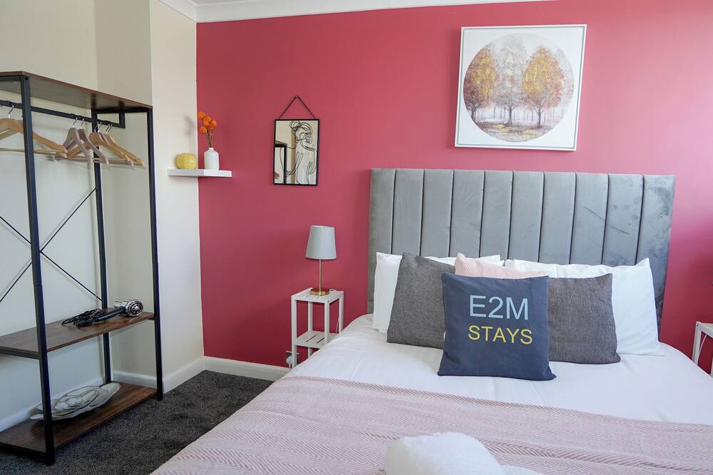 Photo of Bedroom in Ashford