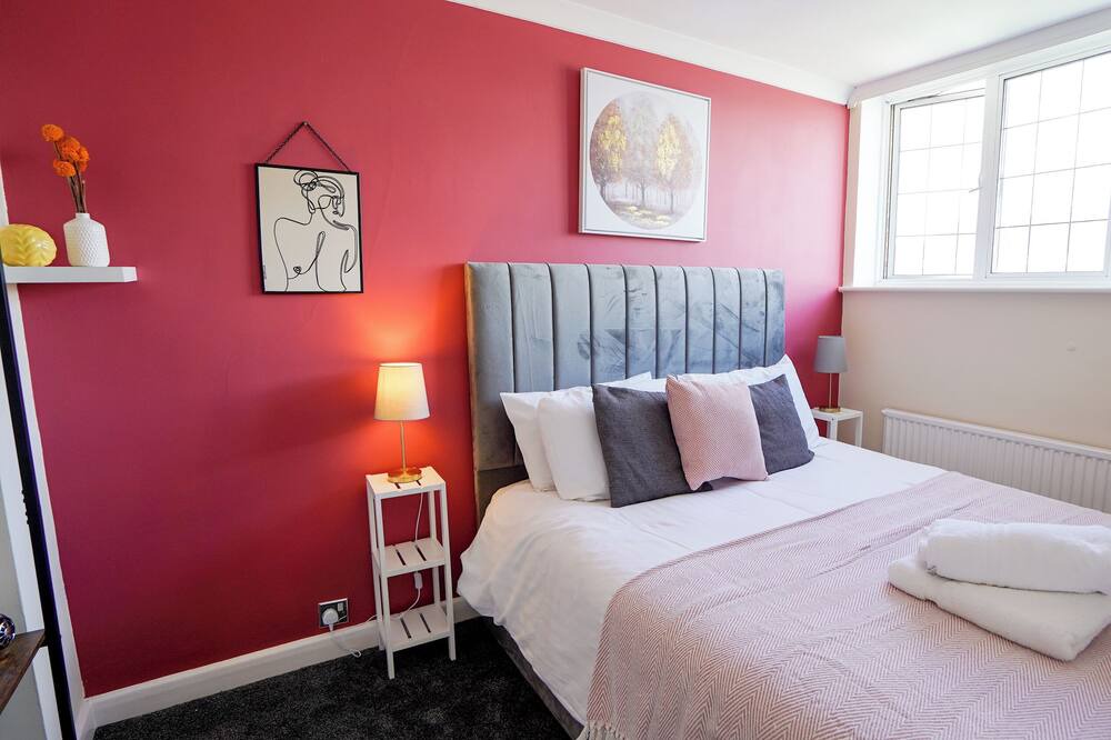 Photo of Bedroom in Ashford