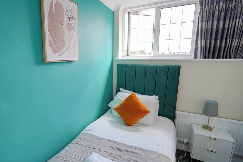 Photo of Bedroom in Ashford