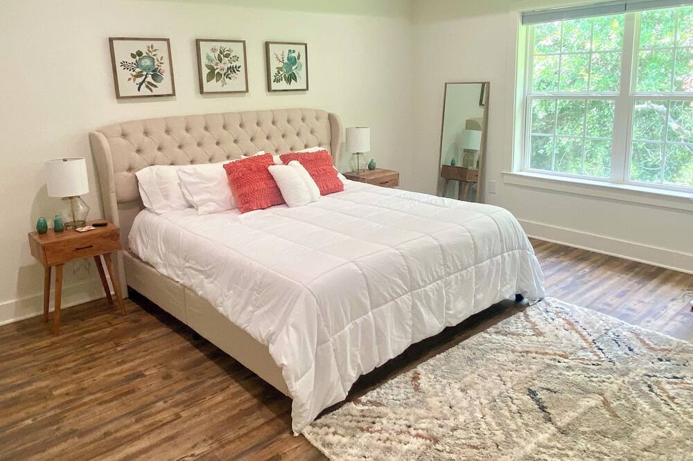 Photo of Bedroom in Lufkin