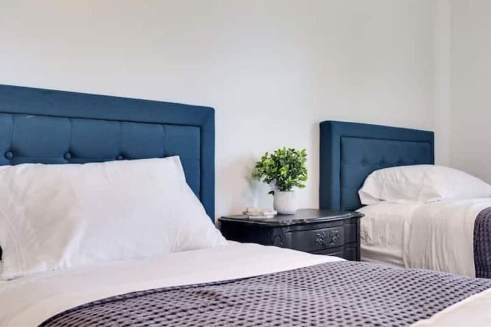 Photo of Bedroom in Hohenwald