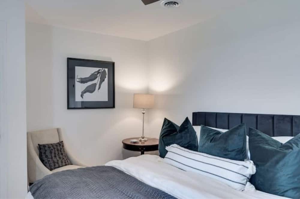 Photo of Bedroom in Hohenwald