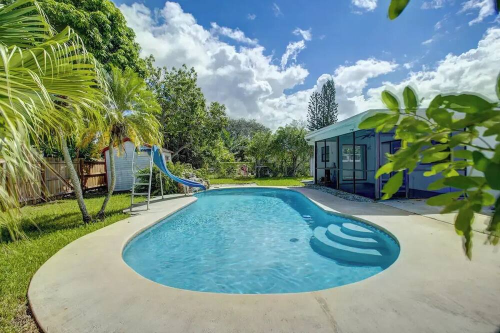 Photo of Outdoor in North Lauderdale