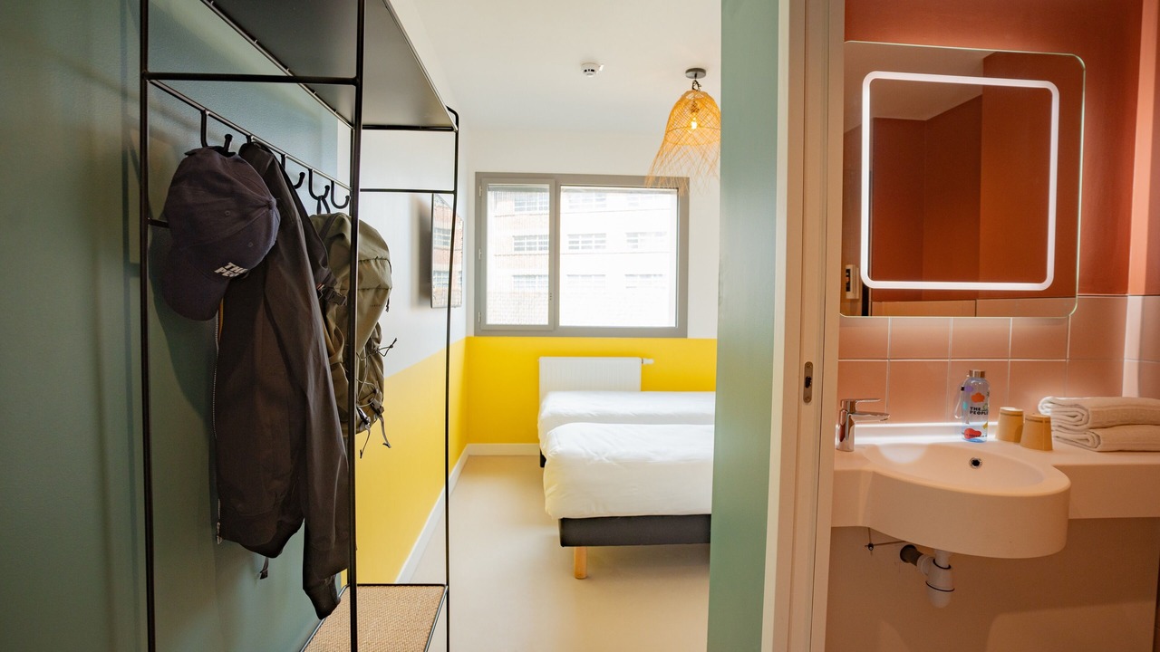 Photo of Bedroom in Port of Caen