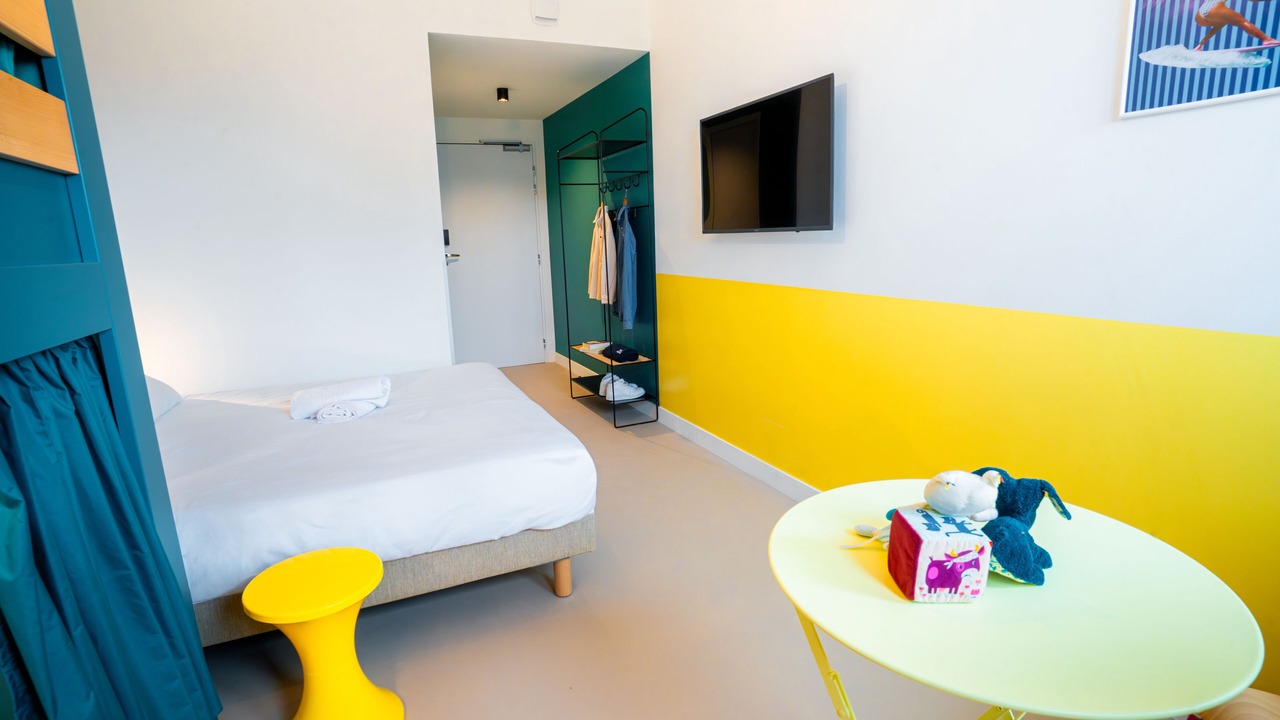 Photo of Bedroom in Port of Caen