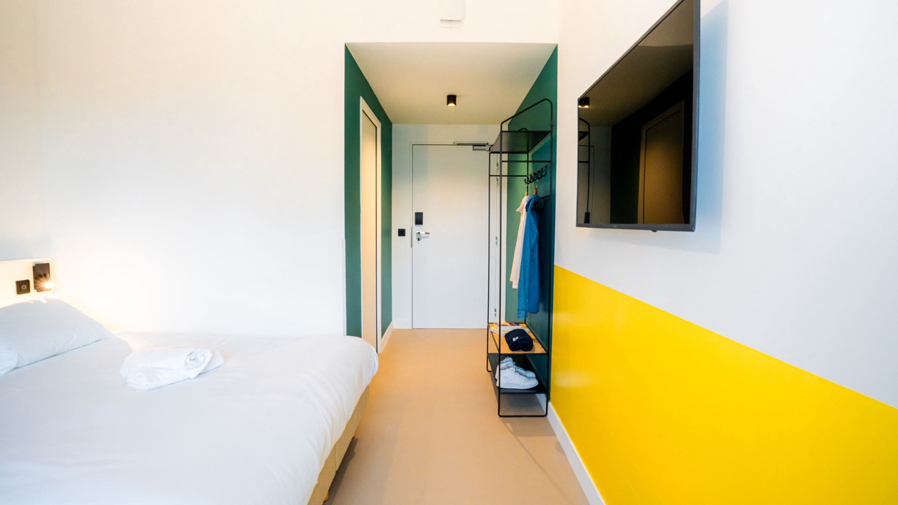 Photo of Bedroom in Port of Caen