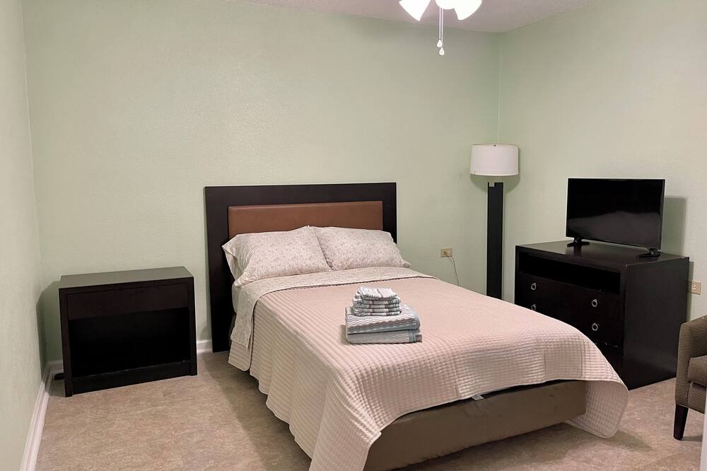 Photo of Bedroom in New Iberia