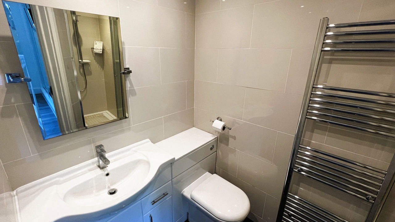 Photo of Others in Niton