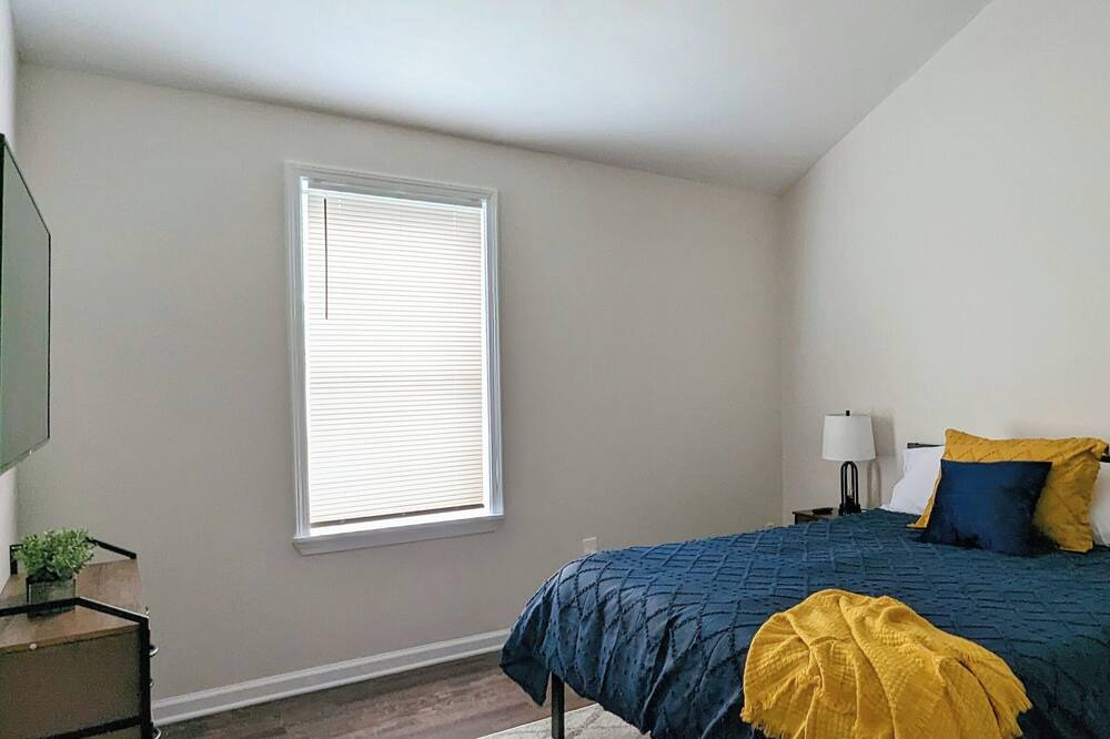 Photo of Bedroom in Uptown