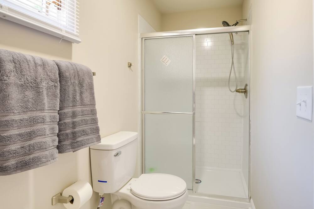 Photo of Bathroom in Palmyra