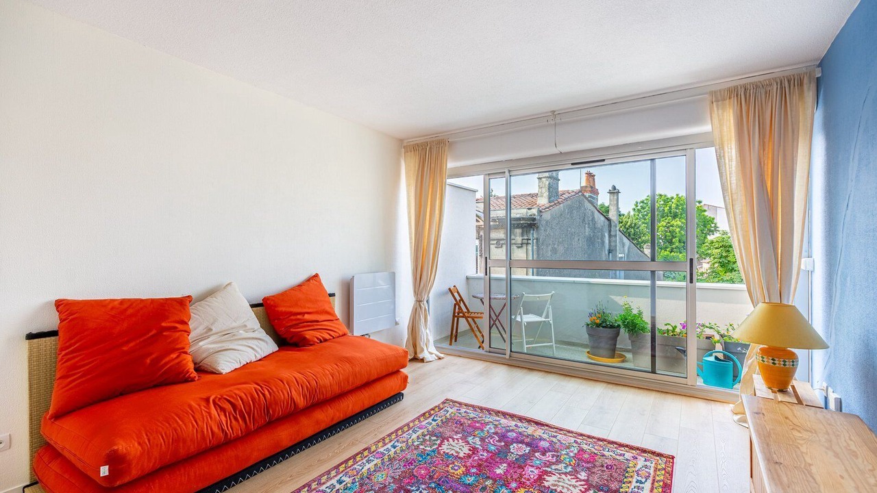 Photo of Livingroom in Nansouty-Saint-Genes