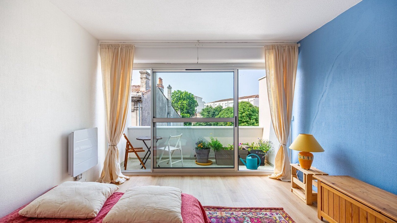 Photo of Livingroom in Nansouty-Saint-Genes