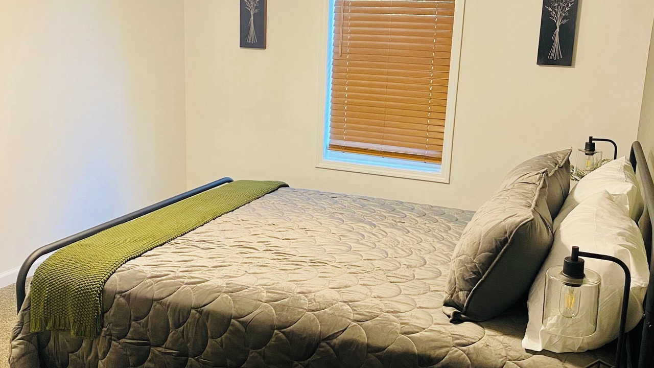 Photo of Bedroom in Mattoon