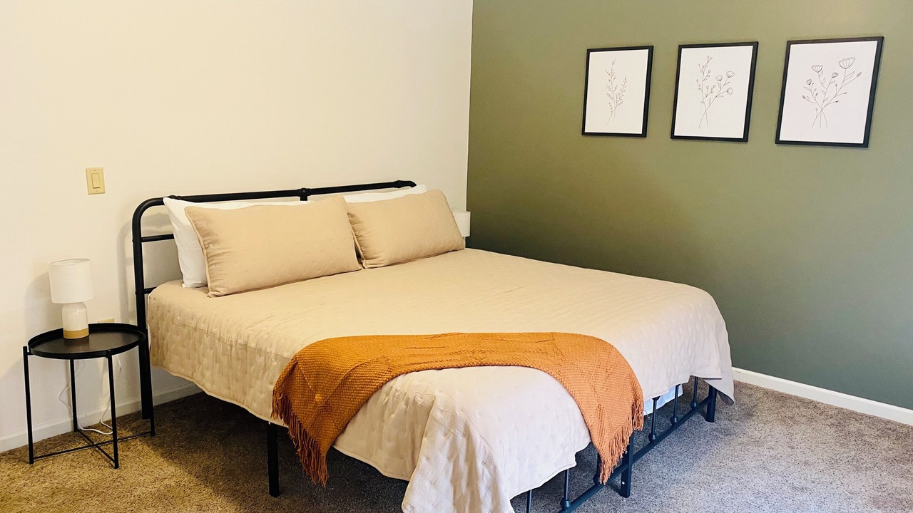 Photo of Bedroom in Mattoon