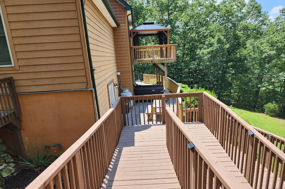 Photo of Outdoor in Buchanan