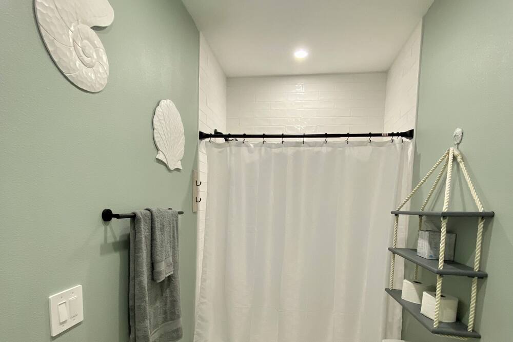 Photo of Bathroom in Port Bolivar