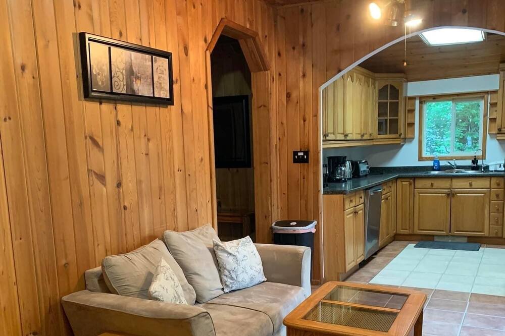 Photo of Livingroom in Winnipeg Beach