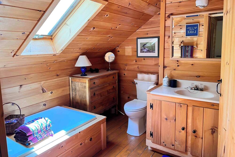 Photo of Bathroom in Calais