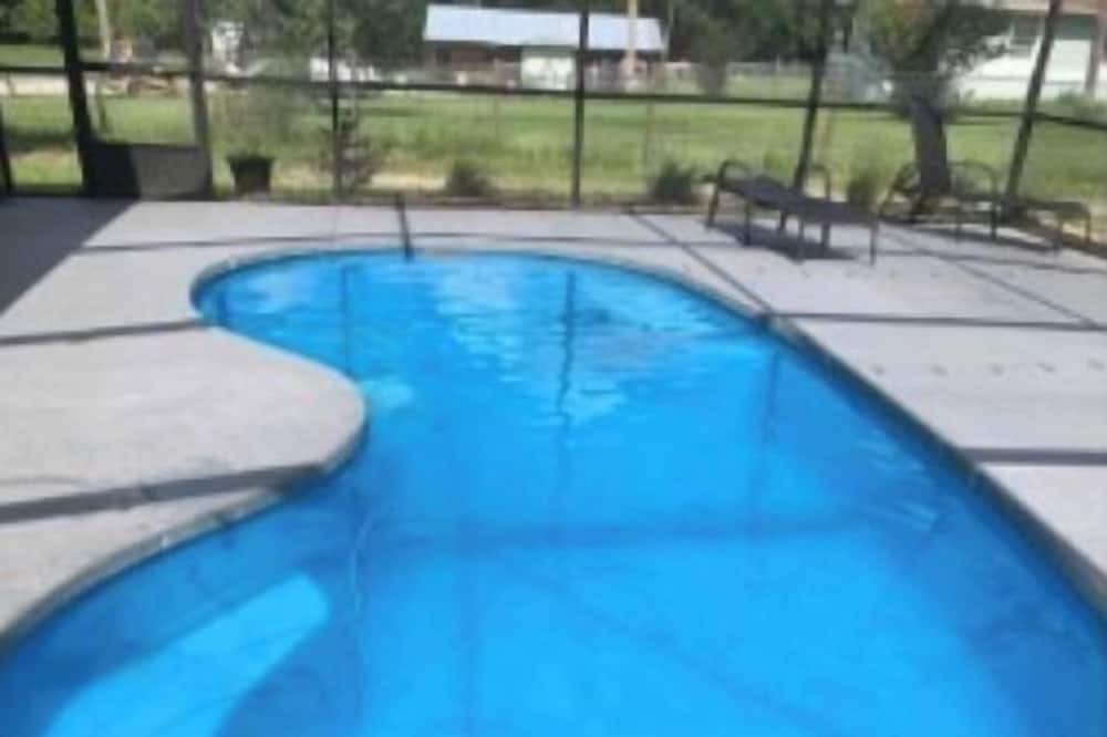 Photo of Outdoor in Hawthorne