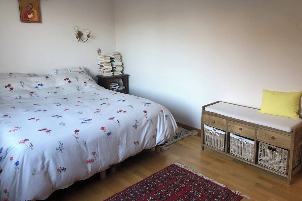 Photo of Bedroom in Pordic