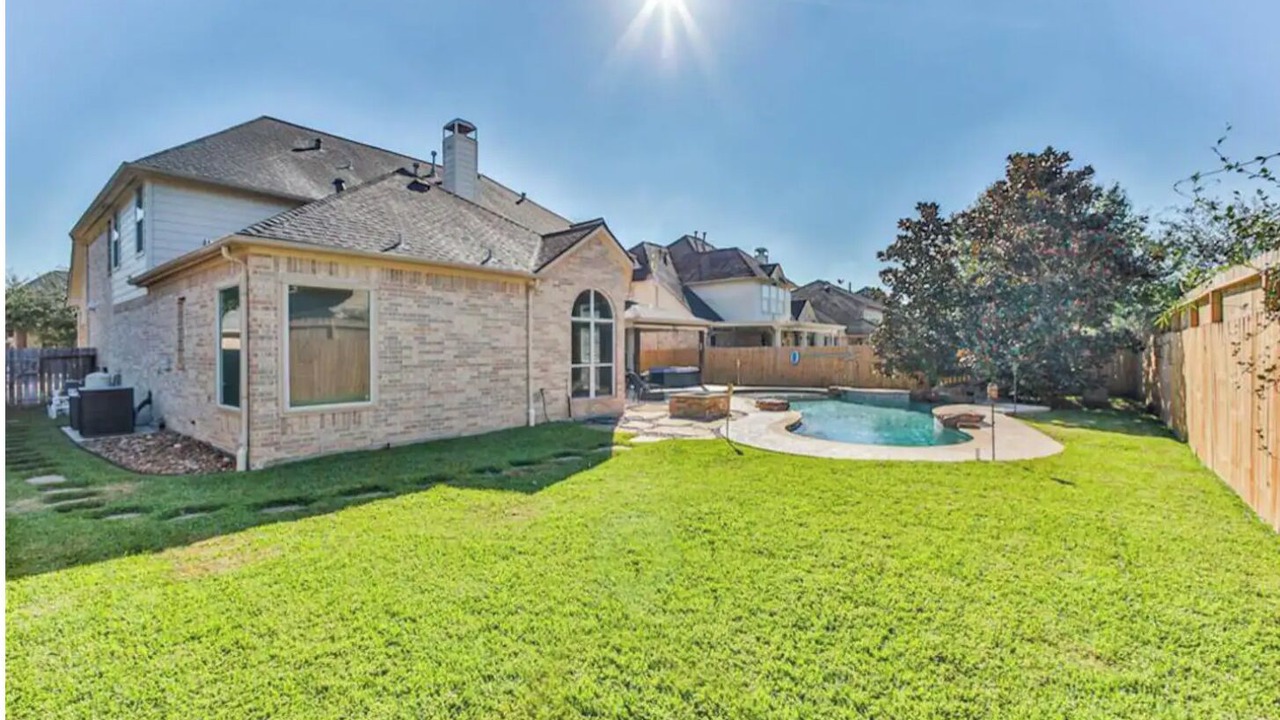 Photo of Outdoor in Clodine