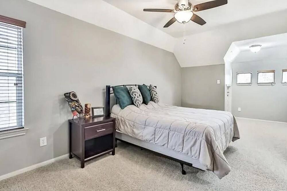Photo of Bedroom in Briarforest