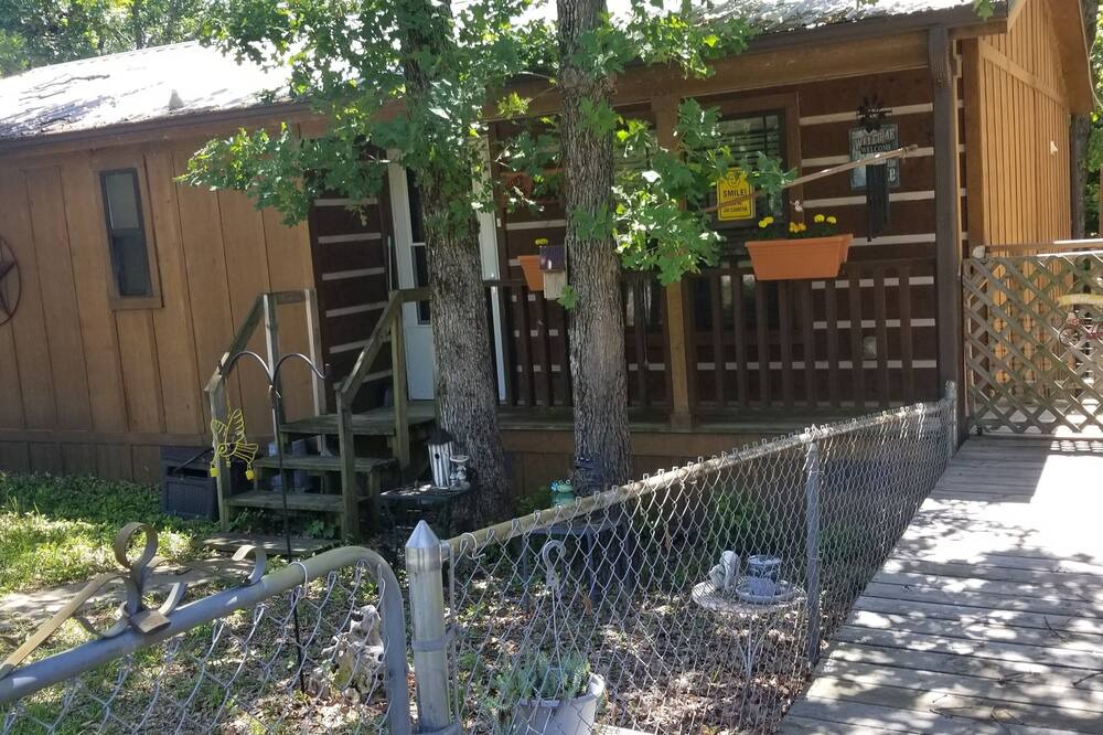 Photo of Outdoor in Enchanted Oaks