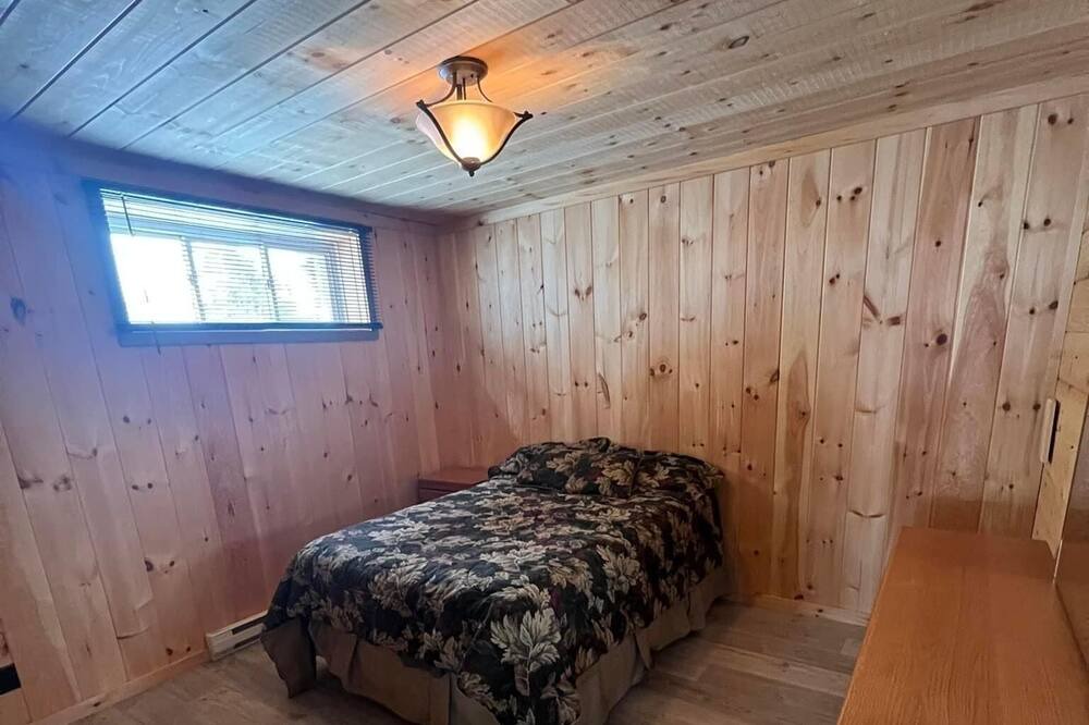Photo of Bedroom in Mauricie