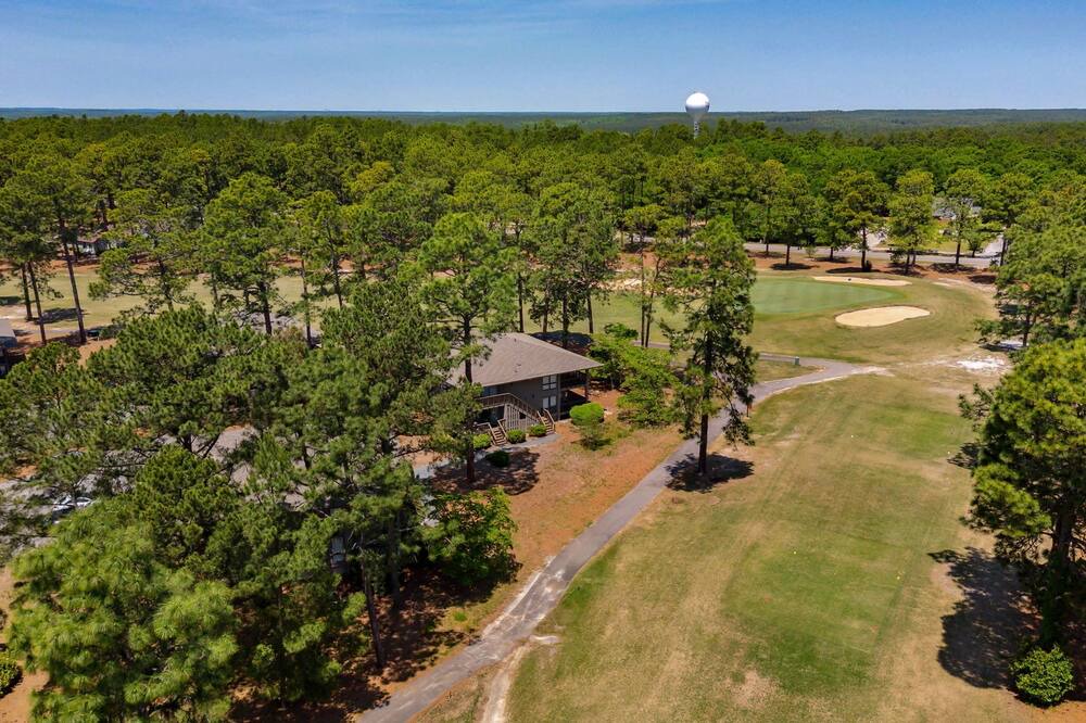 Photo of Outdoor in Foxfire