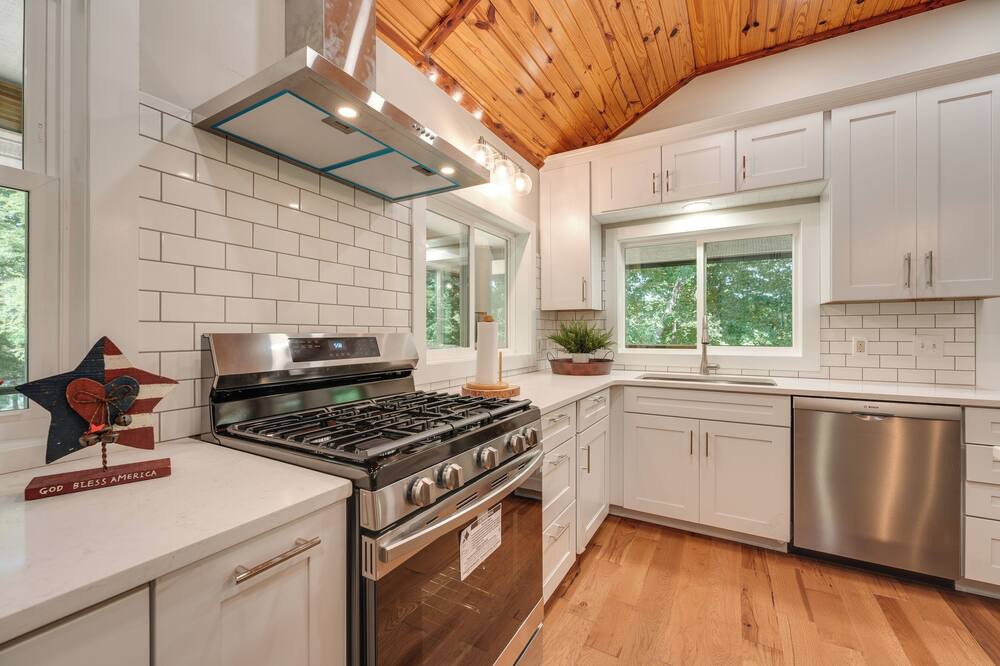 Photo of Kitchen in Golden