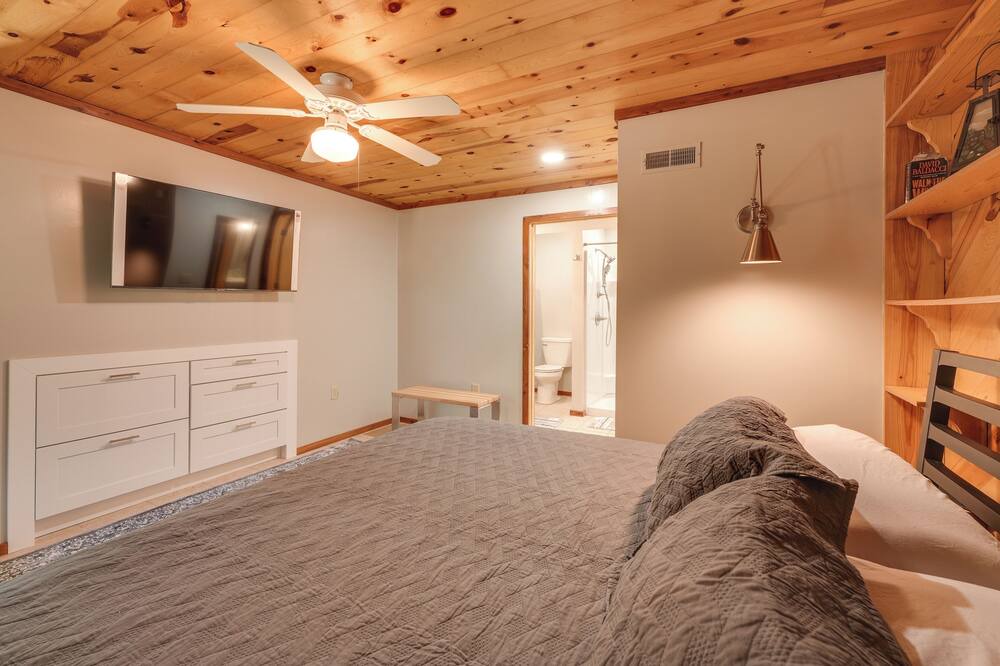 Photo of Bedroom in Golden