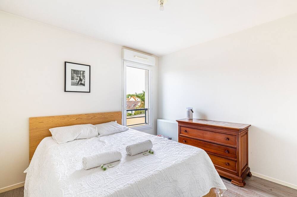 Photo of Bedroom in Livry-Gargan