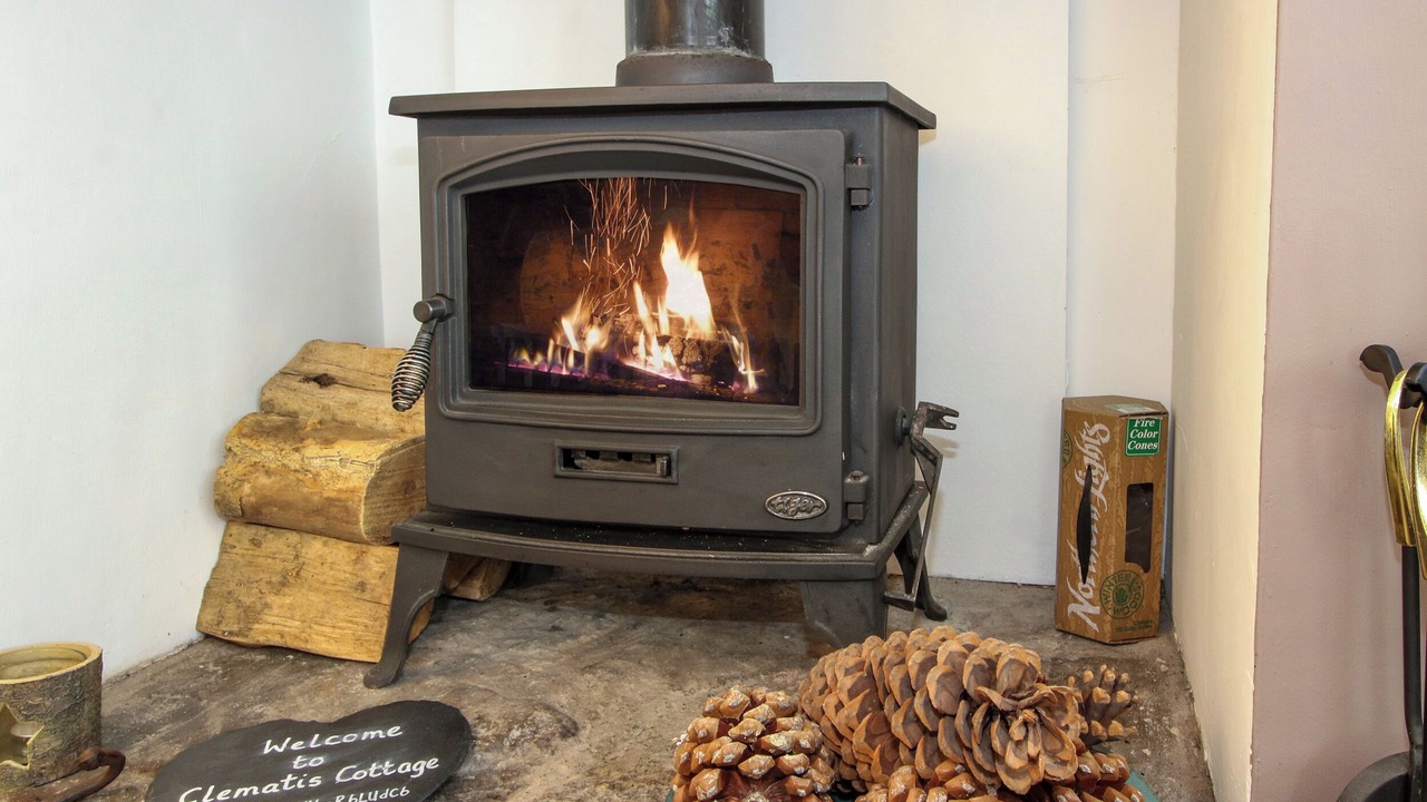 Photo of Livingroom in Halfway House