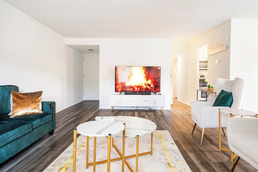Photo of Livingroom in Towson
