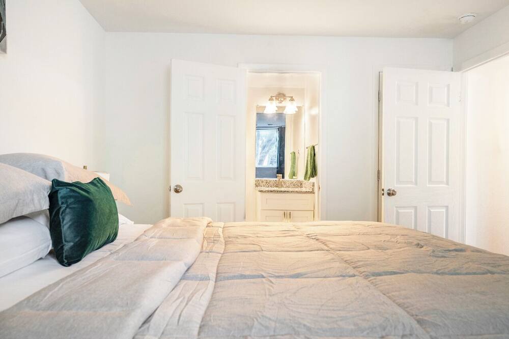 Photo of Bedroom in Towson