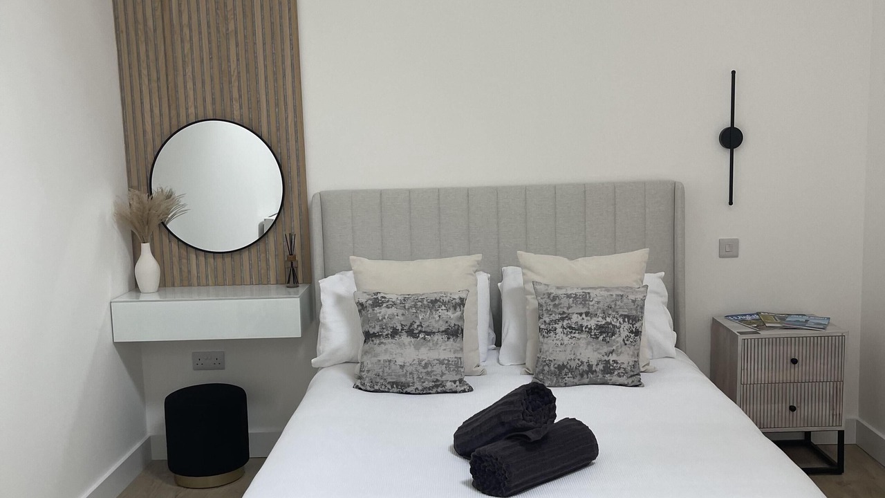 Photo of Others in Cowes