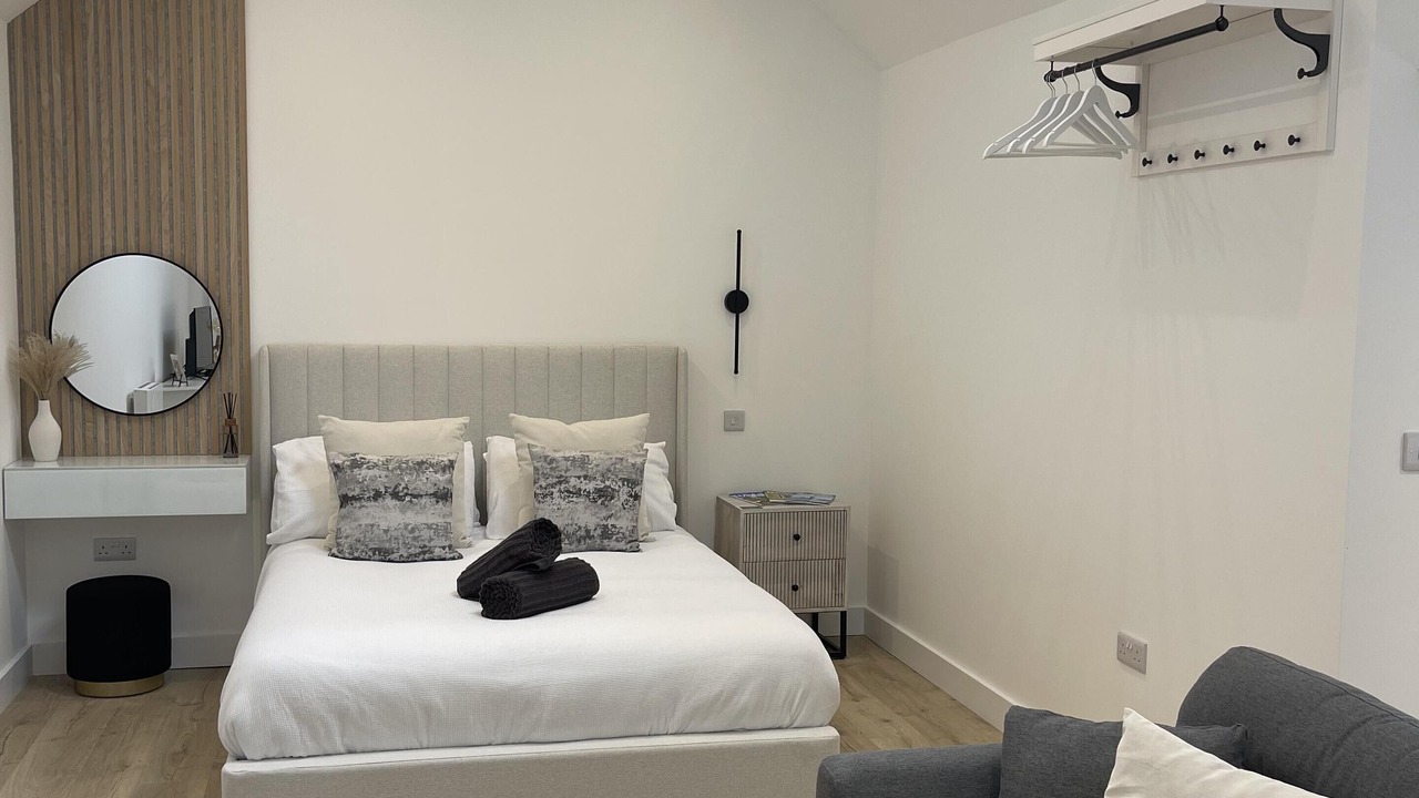 Photo of Others in Cowes