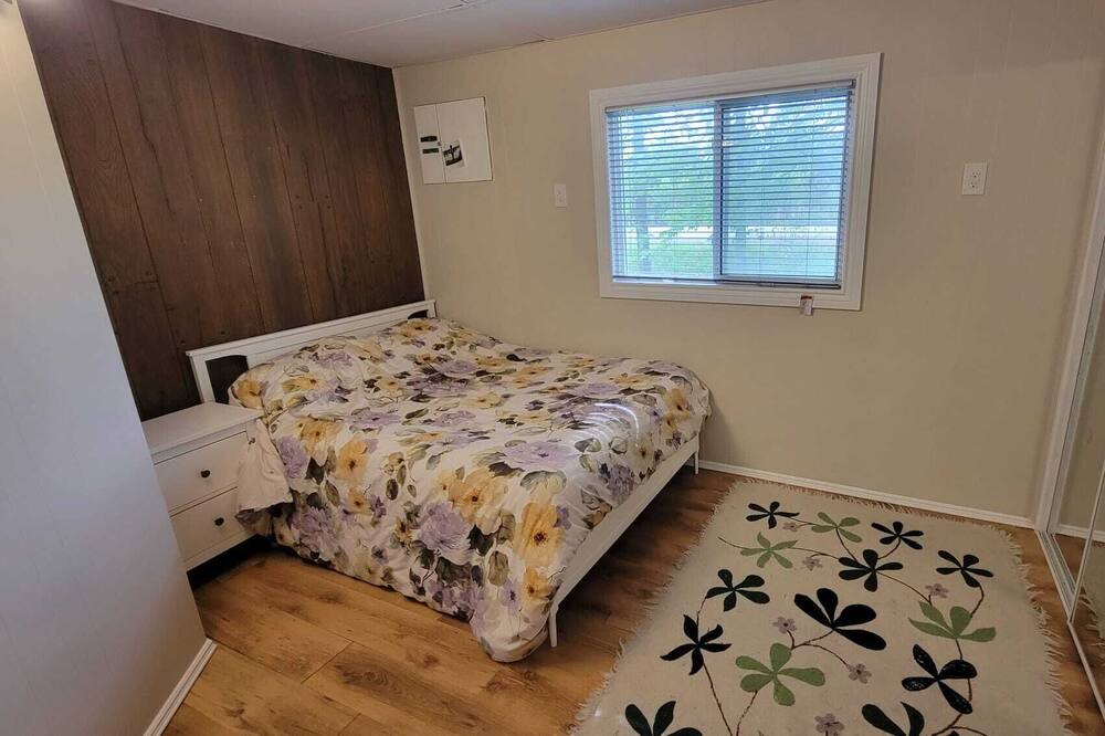 Photo of Bedroom in Kawartha Lakes