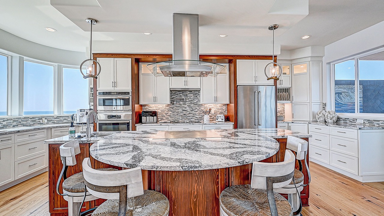 Photo of Kitchen in Crescent Beach