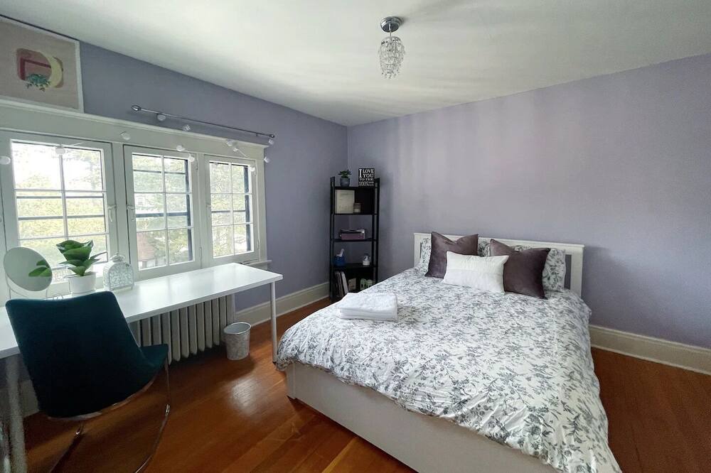 Photo of Bedroom in Midtown Toronto