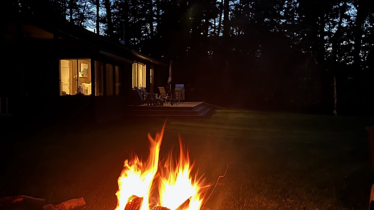 Photo of Outdoor in Sebright
