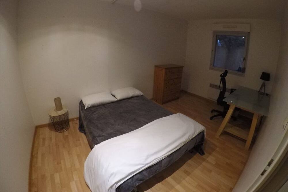 Photo of Bedroom in Cugnaux