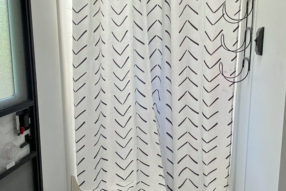 Photo of Bathroom in Albany