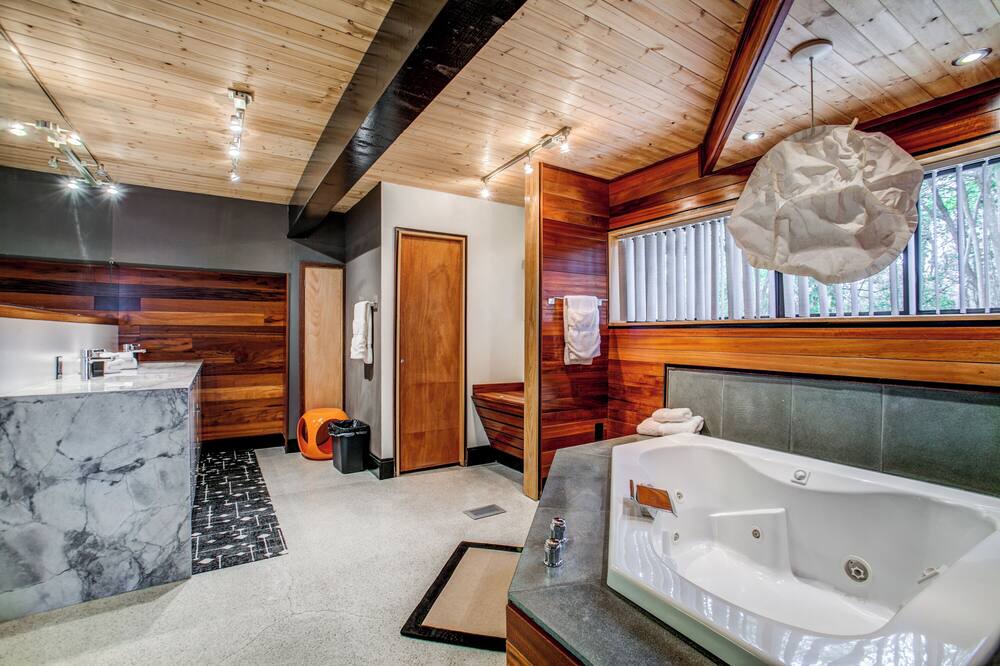 Photo of Bathroom in Lochwood