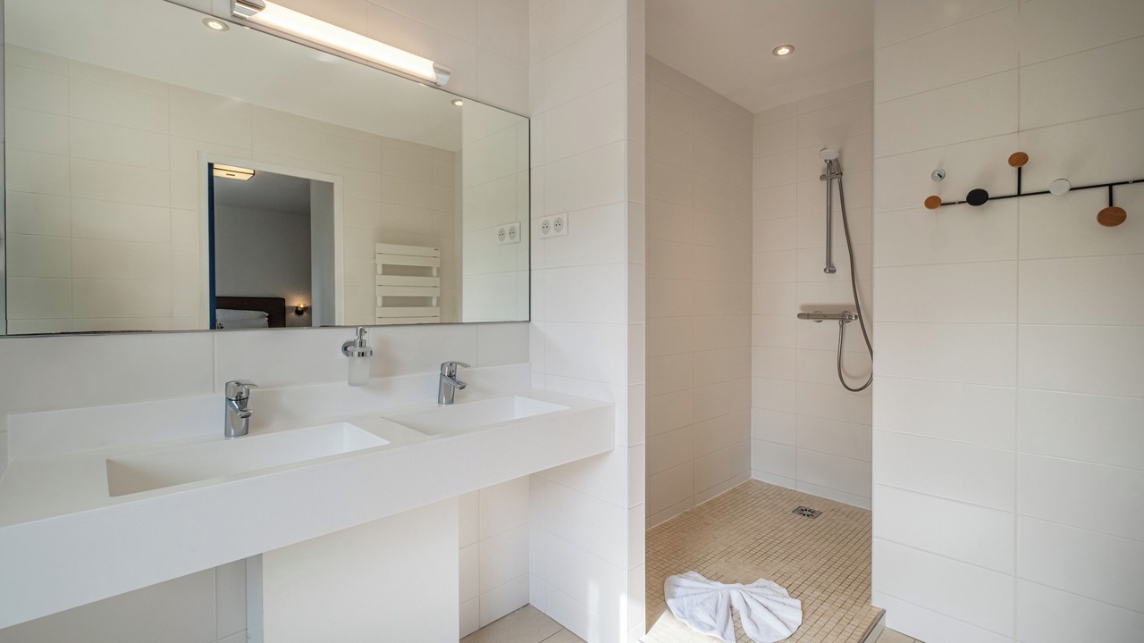 Photo of Bathroom in Montevrain