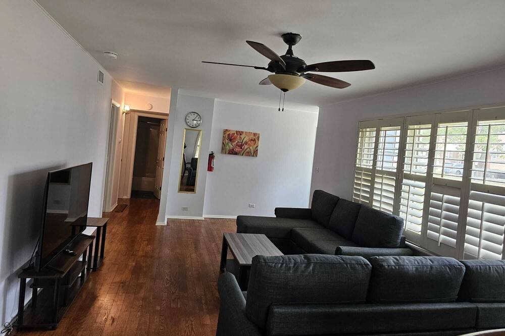 Photo of Livingroom in Wheaton