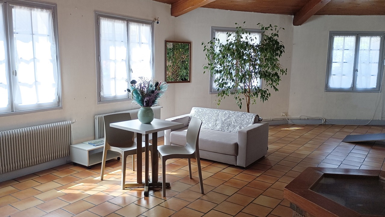 Photo of Livingroom in Saint-Maixent-l'Ecole