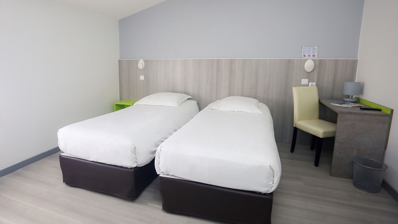 Photo of Bedroom in Saint-Maixent-l'Ecole