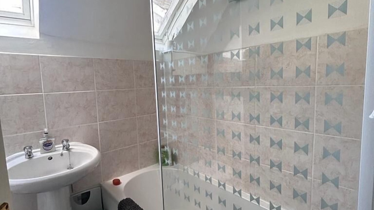 Photo of Others in Knighton